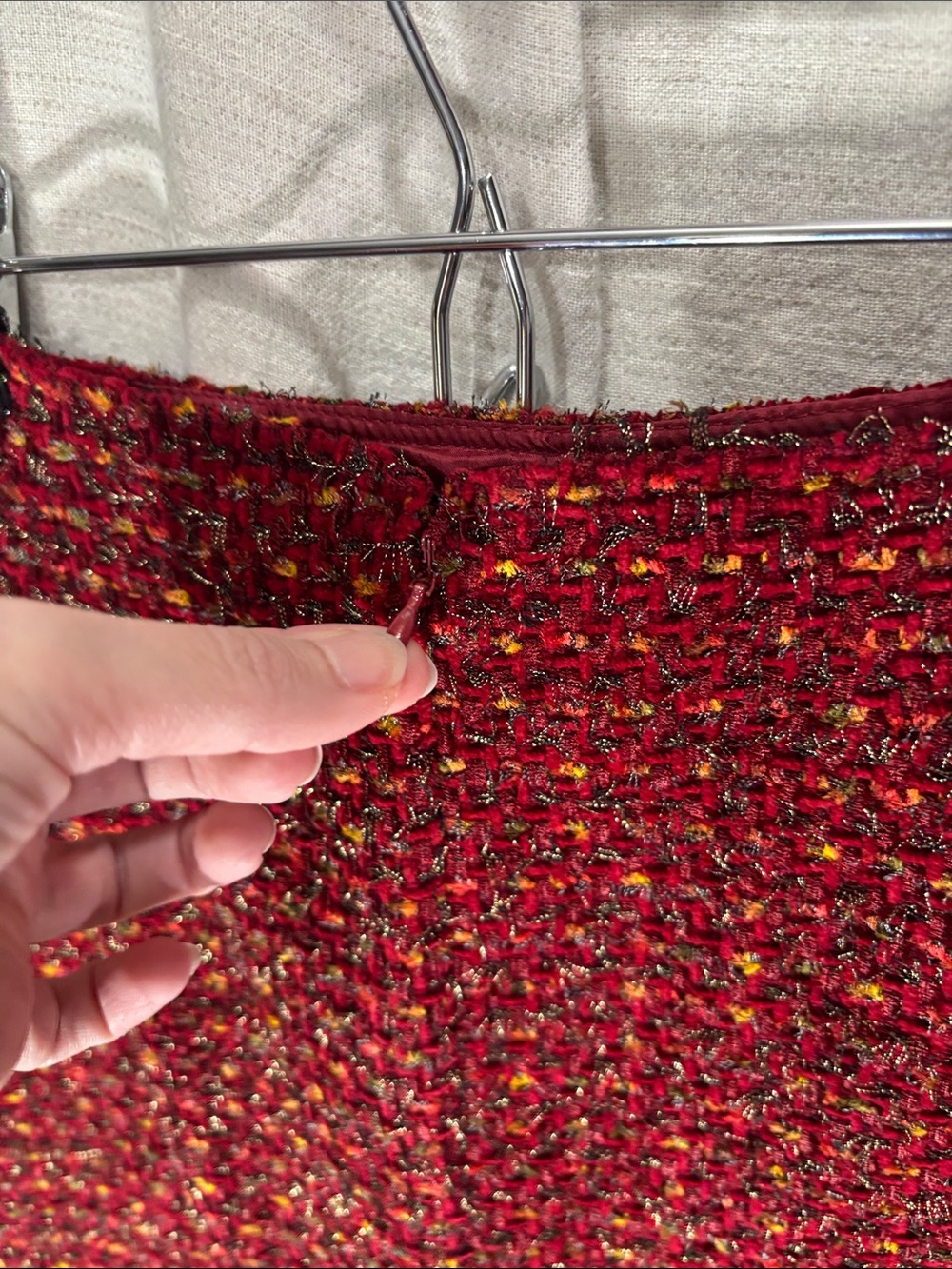 VTG Doncaster Tweed 2-Piece Skirt Suit Set Burgundy Red Metallic Size 18 USA EUC - Picture 16 of 16